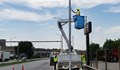 Ремонтират стълбове за улично осветление в Русе