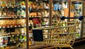 Верига хипермаркети замразява цените на 100 артикула за 100 дни