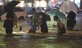 Потоп по улиците на Сеул, седем души са загинали