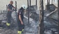 Дете успява да се измъкне след пламването на плажния бар в Китен