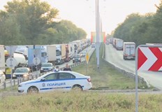Леко облекчаване на трафика в Русе след предприетите меркиКолоната от тежкотоварни автомобили