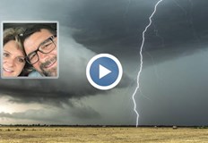 Мъж оцеля по чудо след като беше ударен от мълния52 годишният