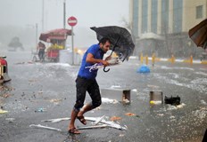 Внезапни поройни дъждове придружени с бури се очакват в окръзите Одрин Къркларели