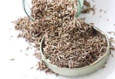 Съдържа антиоксиданти и витамин С така засилва защитните сили на организмаЕдна от