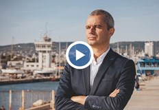 Активисти на 39 39 Възраждане 39 39 опитват да влязат в голям хранителен магазин