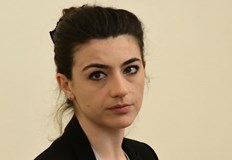 Да се занимаваш с политика в България има своята цена Малко