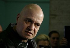 Слави Трифонов ще вдъхнови и други псевдополитици да не спазват