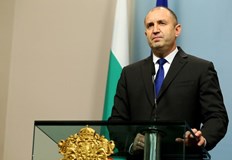 Радев прави рязка институционална крачка за промяна на цивилизационния курс