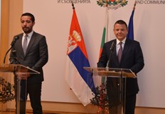 Докато за България предизвикателствата са свързани с природния газ то