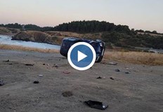 Снимка за спомен спасила младеж и приятелите му от връхлитащ автомобилСлед
