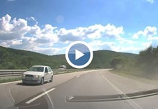 Шофьор стана свидетел на абсурдна и опасна случка на магистрала