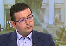 Кирил Петков каза че за последните 30 дни са написани