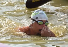 Българин постави нов световен рекорд за плуване без прекъсване в