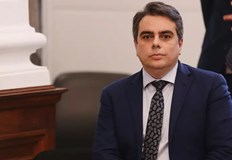 Бившият вицепремиер и министър на финансите Асен Василев отрече да