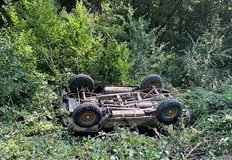 Ръководството на МВР крие случая два дниКола на МО се обърна край границата с 6 ма служители Случаят се пази в тайна