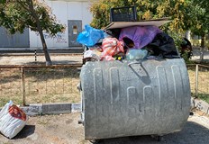Фирма Нелсен не извозва битовите отпадъци по график в град