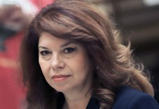 Тя разкритикува предишните управляващи за политиката в сферата на енергетикатаТежка