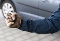 Двамата шофьори са се сбили след катастрофа край село ПървомайциСлужители на