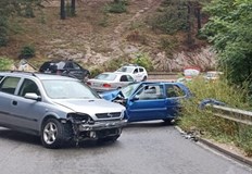 Тежка катастрофа с двама пострадали стана на пътя Юндола –