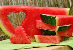 Не се препоръчва динята да се яде с килограмиТова заяви