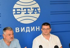 Дълбоко разминаване между програма и провежданата от националните началници на