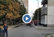 Жителите на сградата са евакуираниВъзрастна жена загина при пожара в