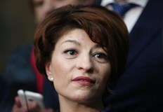 Десислава Атанасова се разкудкудякала за проблемите на града който ГЕРБ