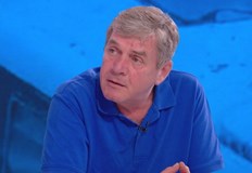 МВР трябва да намери полицаите които съдействат на мигрантите коментира