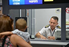 Дългото изчакване на границата се дължи на големия брой транспортни