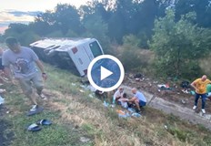 Превозното средство е премахнато от магистралатаШофьорът на катастрофиралия сръбски автобус