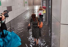 Дъждът във вторник вечерта наводни станция на метрото в София В