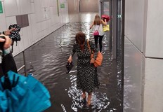 Дъждът във вторник вечерта наводни станция на метрото в София В