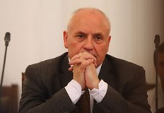 Проф Христо Даскалов разказа за психически тормоз на служители от