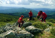 В момента се провежда акция по спасяването на пострадала туристкаЖена