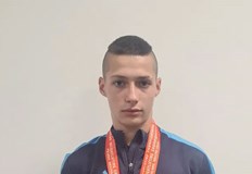 Състезателят от ТСК Русе грабна среброто и в двете движенияБългария