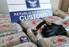 Над 100 килограма марихуана са открити при опит за контрабанда