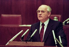 Изданията публикуват некролози биографични материали и коментари за дейността на Михаил