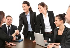 Типичният служител който се връща на старата си работа го