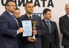 Уважаеми полицията е в колапс Да в колапс Полицията която