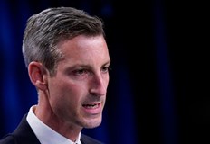 Говорителят на Държавния департамент Нед Прайс призова всички държави да избягват сделки