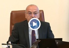 Правителството знае какво прави и няма нужда от външни консултантски