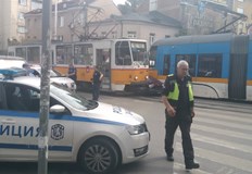 Движението на градския транспорт в района в спряноТежка катастрофа на