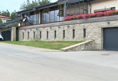 Тялото на 68 годишният мъж е открито от неговата съпруга в