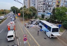 Кой е 15 годишният сириец управлявал автобуса убиец в Бургас