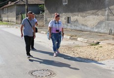 В хода на проверката бяха констатирани редица несъответствия и бяха