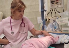 Новородено момиченце намерено на улицата в Айтос бе прието в УМБАЛ