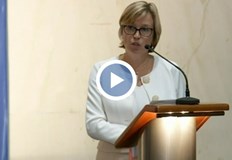 Катрин Де Бол е на посещение у нас България винаги е