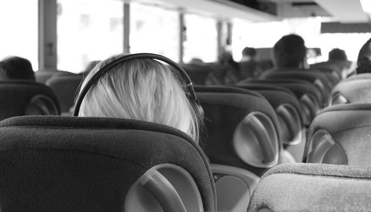 Липсва също автобусна линия Русе - Ловеч, Добрич - Бургас, както и между десетки други областни центрове...