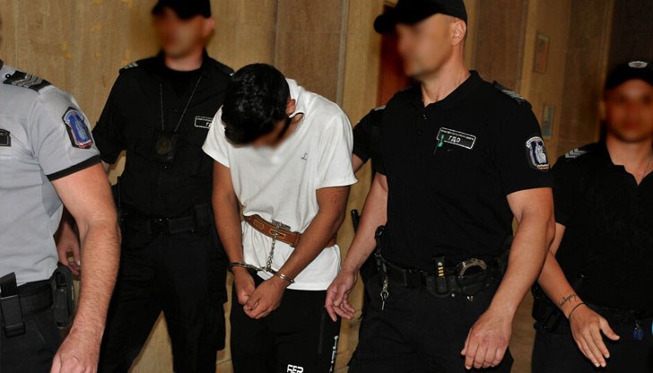 Той е обвинен за смъртта на двама полицаи в Бургас