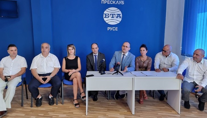 Професионалисти от различни сфери са включени в листата с кандидат-депутати на "Възраждане" в Русенско, съобщиха от партията